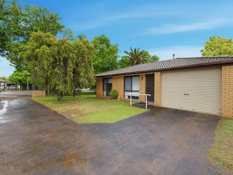 1/23 Goomalibee Street, Benalla VIC 3672