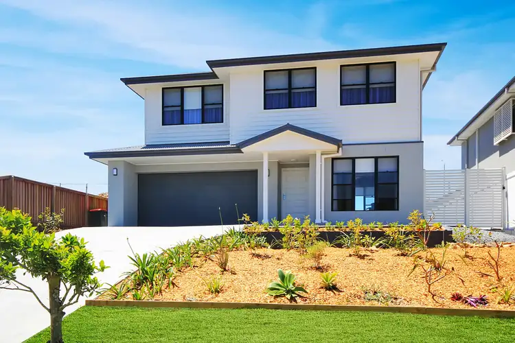 5 Marine Parade, Lake Cathie NSW 2445