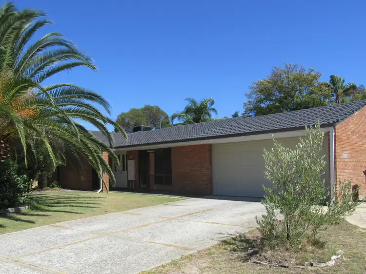 17 Ridgehaven Ramble, Ballajura WA 6066