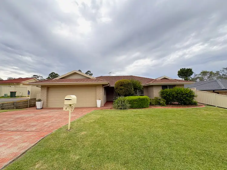 4 Sturt Close, Medowie NSW 2318
