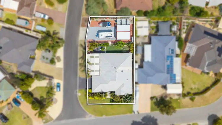 28 Yorrell Place, Halls Head WA 6210