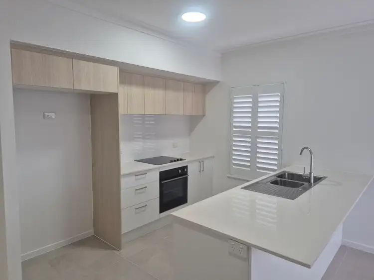 Fourth view of Homely unit listing, 70a Oxbow Circuit, Redlynch QLD 4870