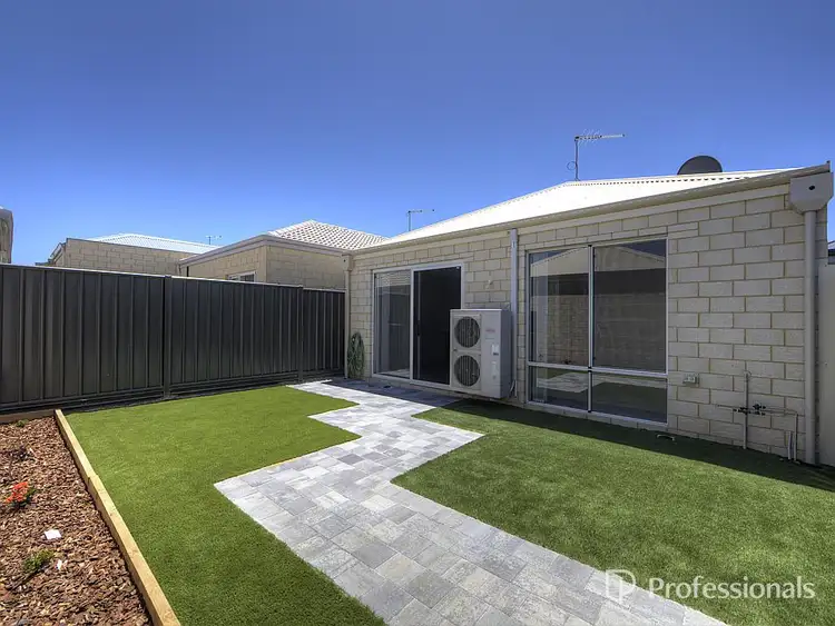 4 Peg Lane, Yanchep WA 6035