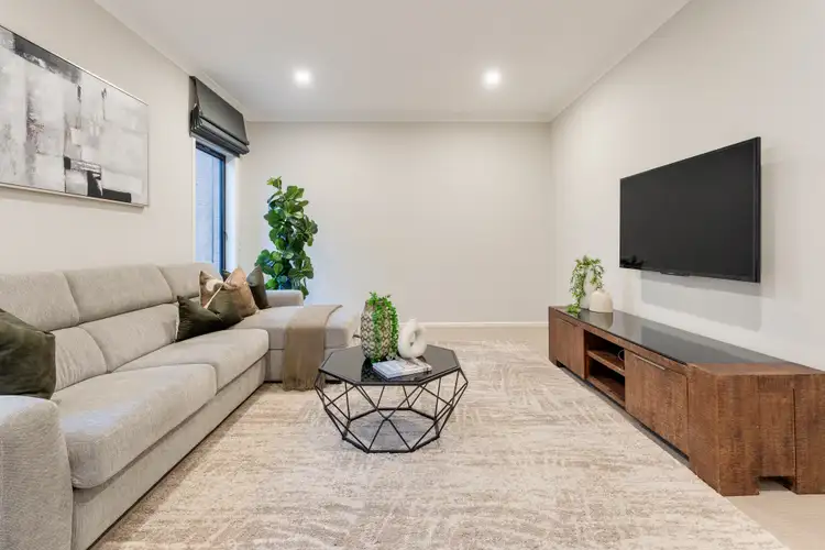 Fifth view of Homely house listing, 17 Highpark Circuit, Craigieburn VIC 3064
