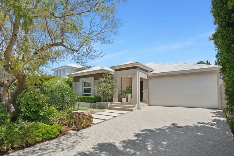 25 Crawshaw Crescent, Manning WA 6152
