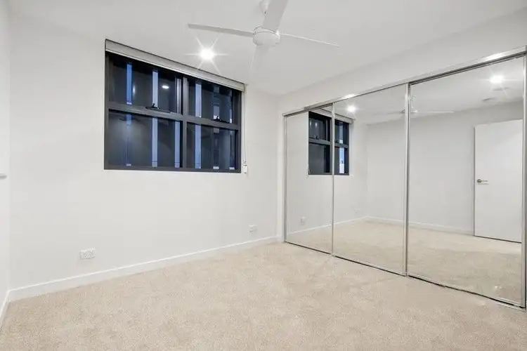 Fourth view of Homely unit listing, 902/21-25 Carl Street, Woolloongabba QLD 4102
