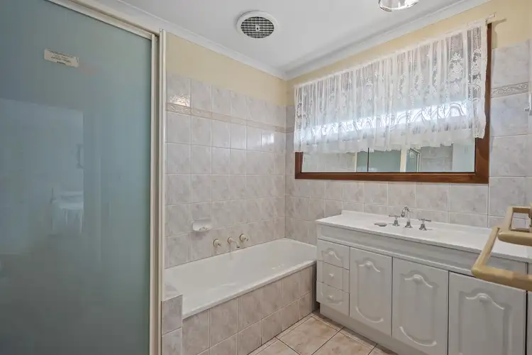 Sixth view of Homely house listing, 3 Flight Court, Thomastown VIC 3074