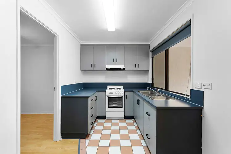 Fifth view of Homely unit listing, 9/220 Torquay Terrace, Torquay QLD 4655