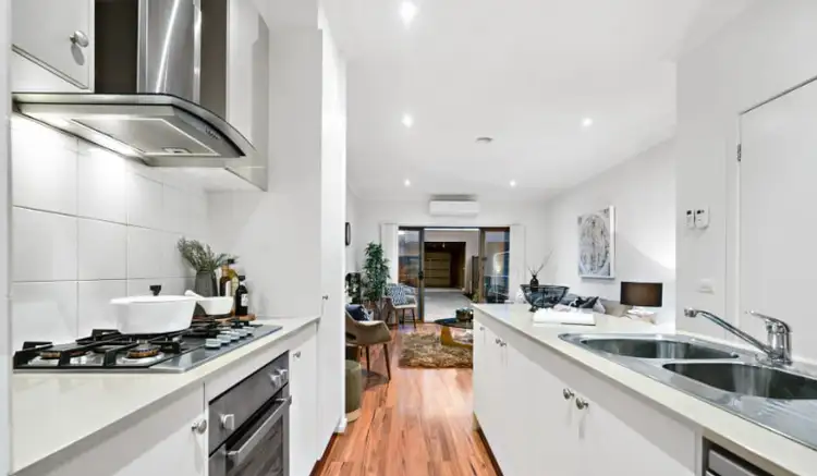 Fifth view of Homely house listing, 14 Andover Lane, Craigieburn VIC 3064