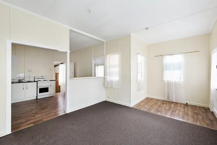 Second view of Homely house listing, 102 Elizabeth Avenue, Clontarf QLD 4019