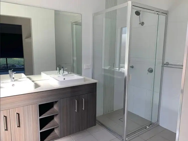 Third view of Homely house listing, 5 Grandview Parade, Hill Top NSW 2575