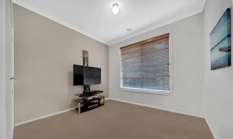 Fifth view of Homely house listing, 1 Sheffield Way, Craigieburn VIC 3064