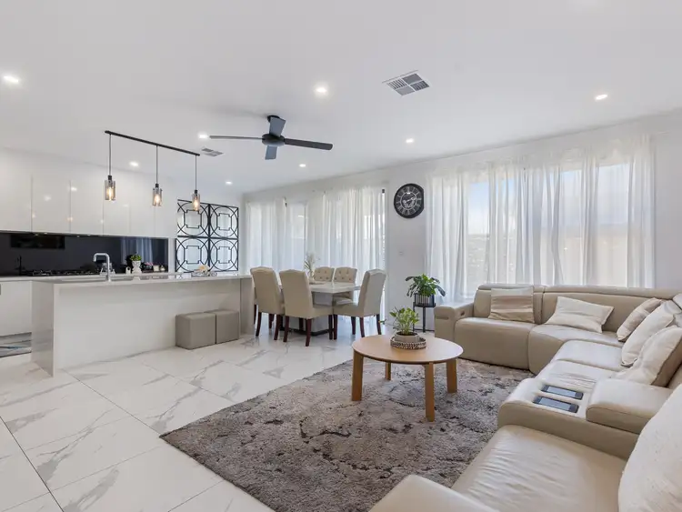 76 Young Street, Reynella SA 5161