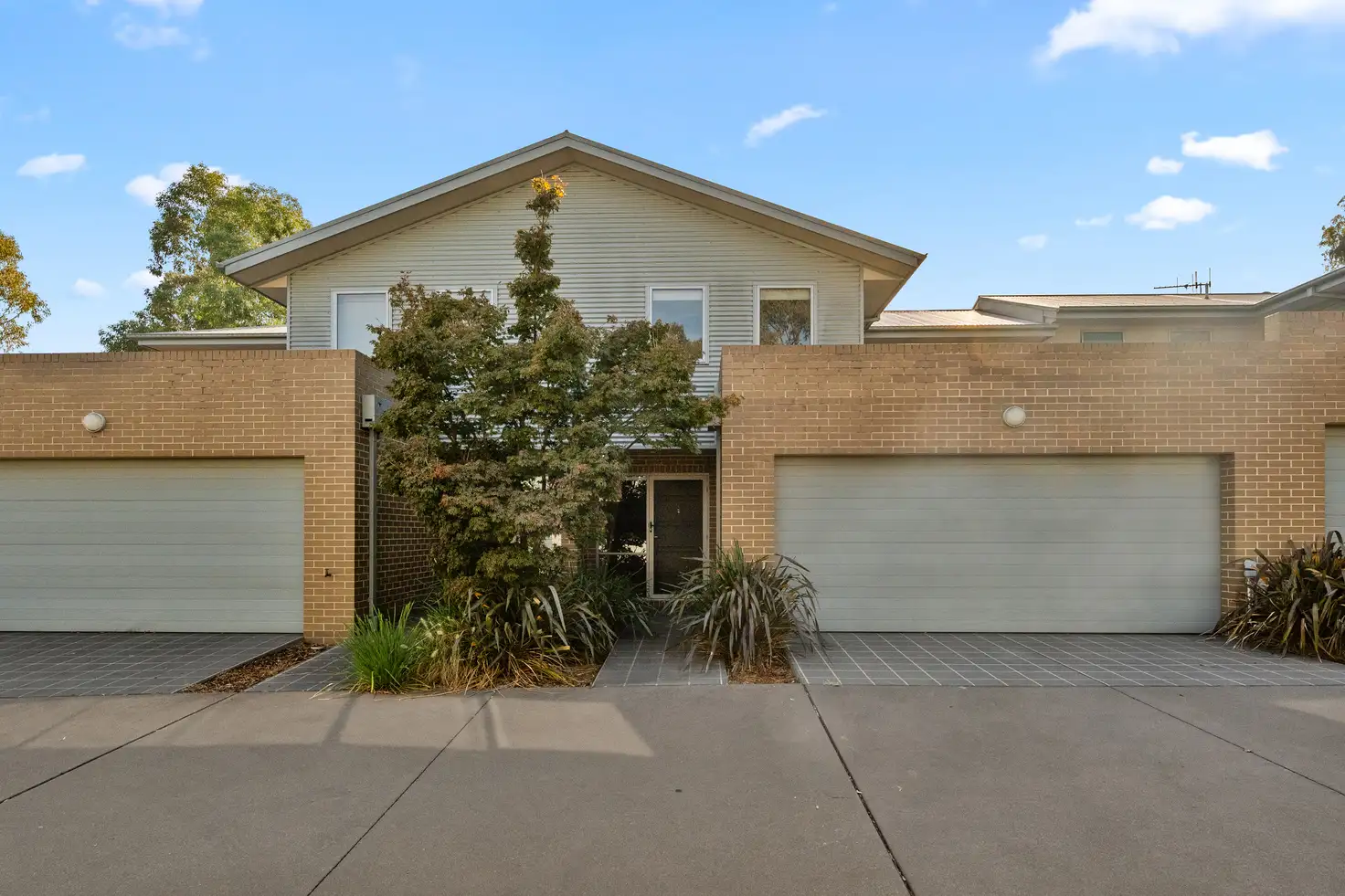 Main view of Homely townhouse listing, 2/19 Torpy Place, Jerrabomberra NSW 2619