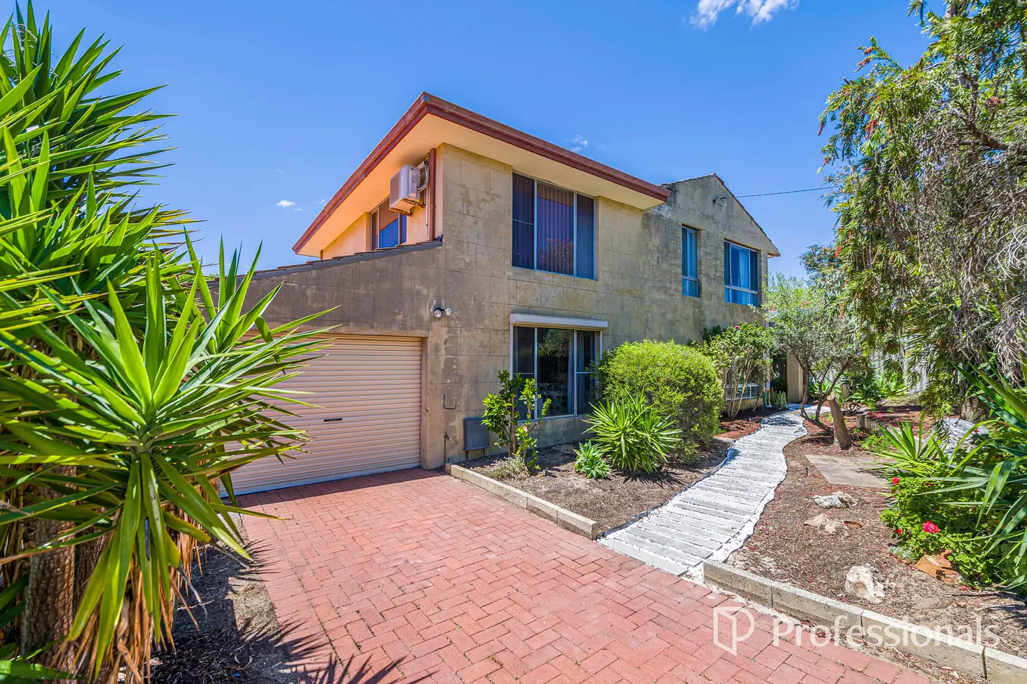 Main view of Homely house listing, 18 Venus Way, Hillarys WA 6025