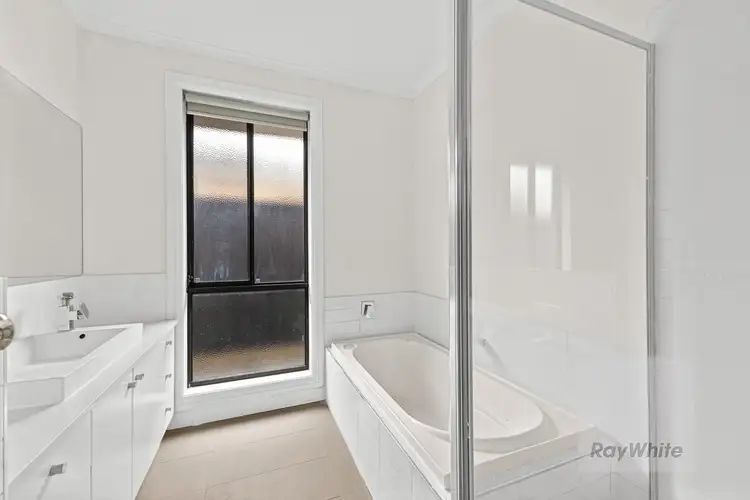 Fifth view of Homely house listing, 28 Vasari Gardens, Mernda VIC 3754