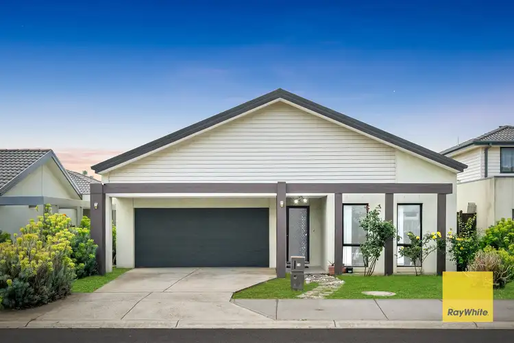 14 Regent Close, Burnside Heights VIC 3023