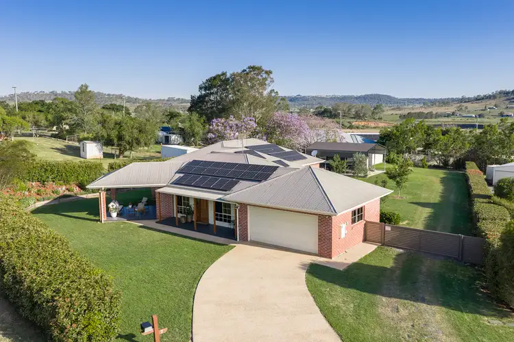 21 Tea Tree Court, Gowrie Junction QLD 4352