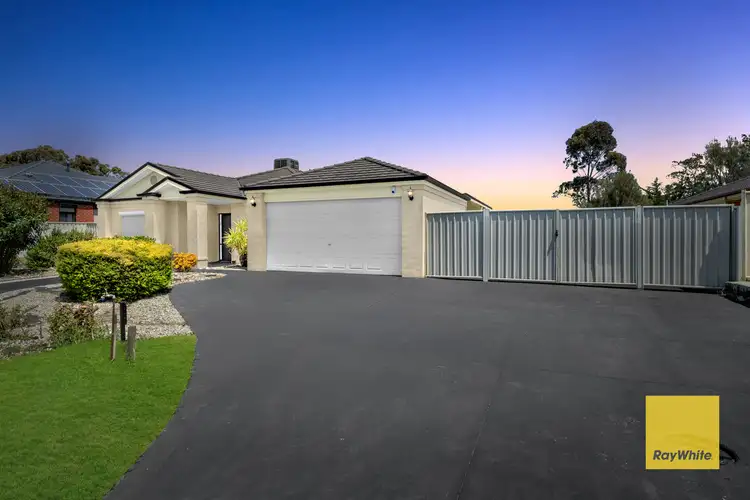 Second view of Homely house listing, 7 Hinchinbrook Close, Caroline Springs VIC 3023