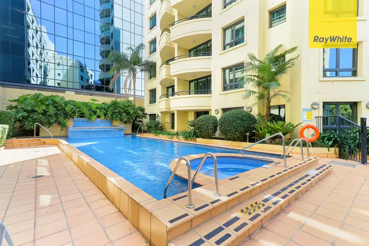 706/1-3 Valentine Avenue