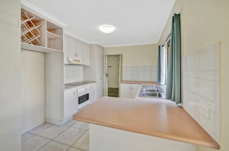 Sixth view of Homely unit listing, 2/5 Peter Court, Andergrove QLD 4740