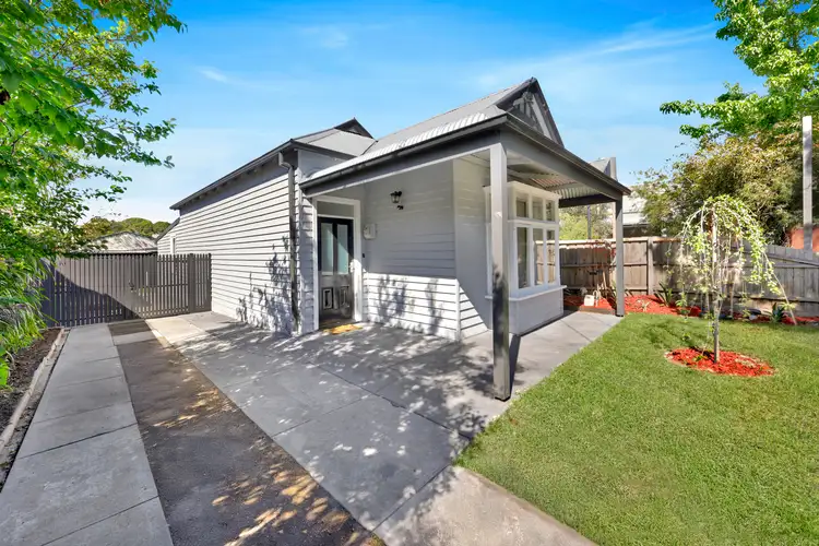 25 Separation Street, Fairfield VIC 3078