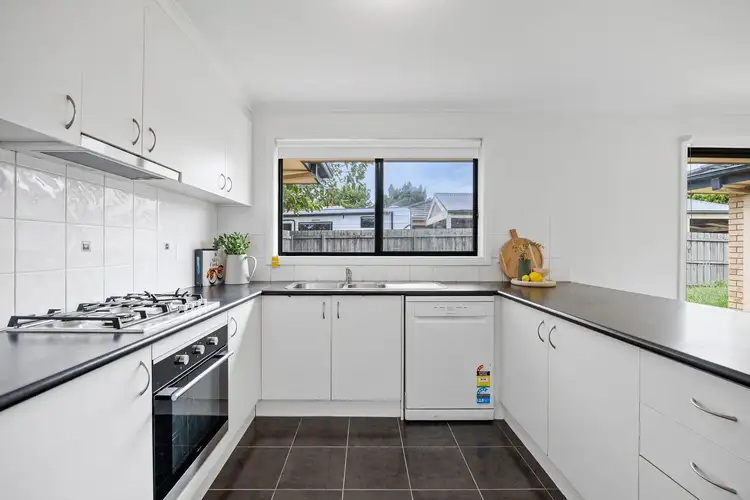 Fourth view of Homely house listing, 31 Lisburn Way, Berwick VIC 3806