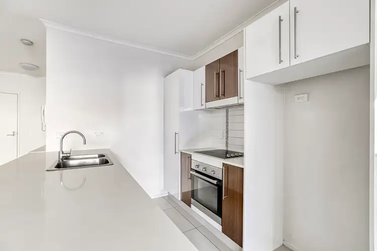 Fifth view of Homely unit listing, 1/171 Scarborough Street, Southport QLD 4215