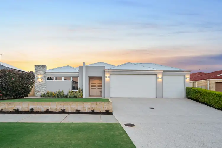 98 Brennan Promenade