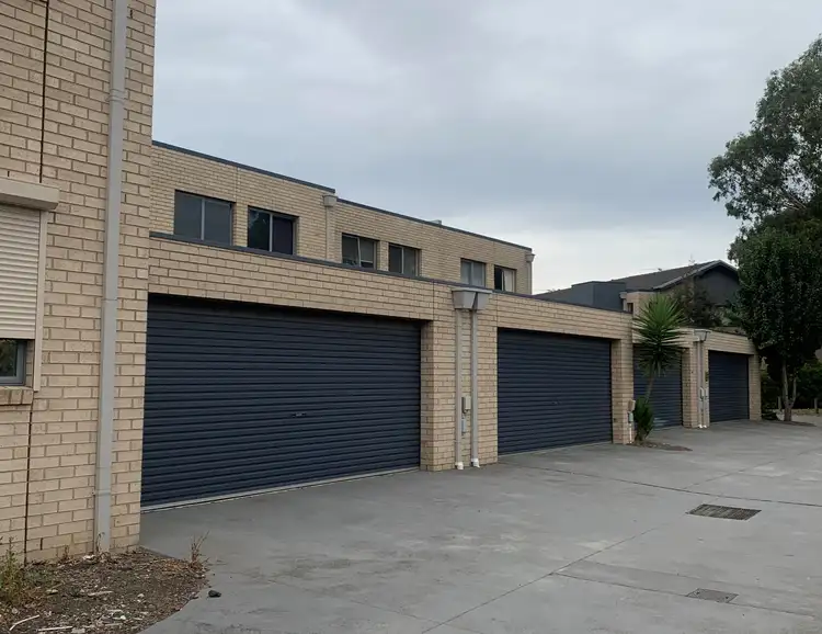 1/65 Pommel Crescent, Epping VIC 3076