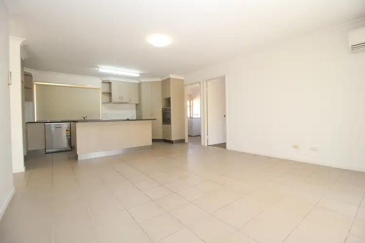 Fifth view of Homely house listing, 4 Peggy Court, Emerald QLD 4720