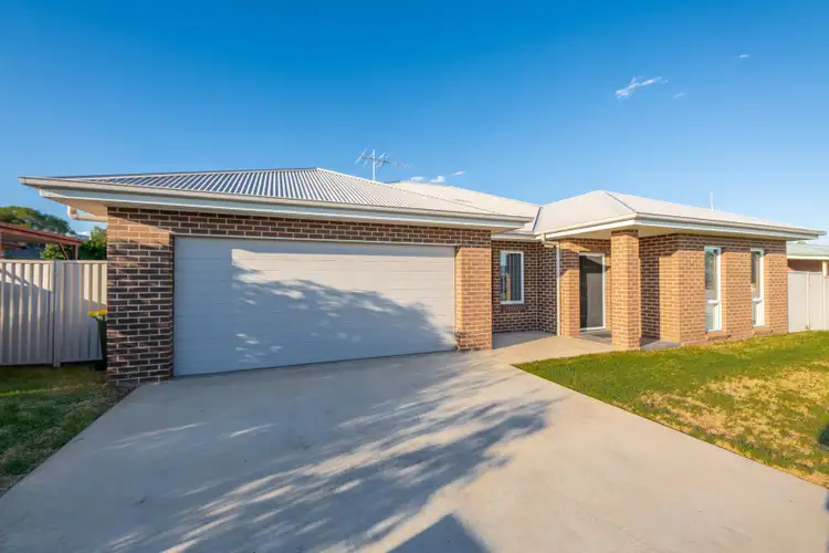 9 Powter Street, Forbes NSW 2871