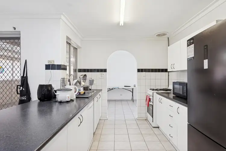 32 Abercairn Way, Parkwood WA 6147