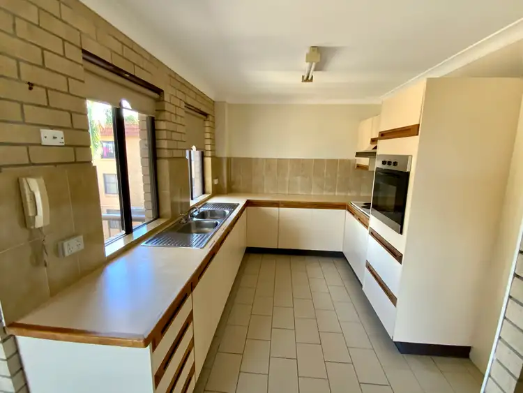 10/2301 Gold Coast Highway, Mermaid Beach QLD 4218