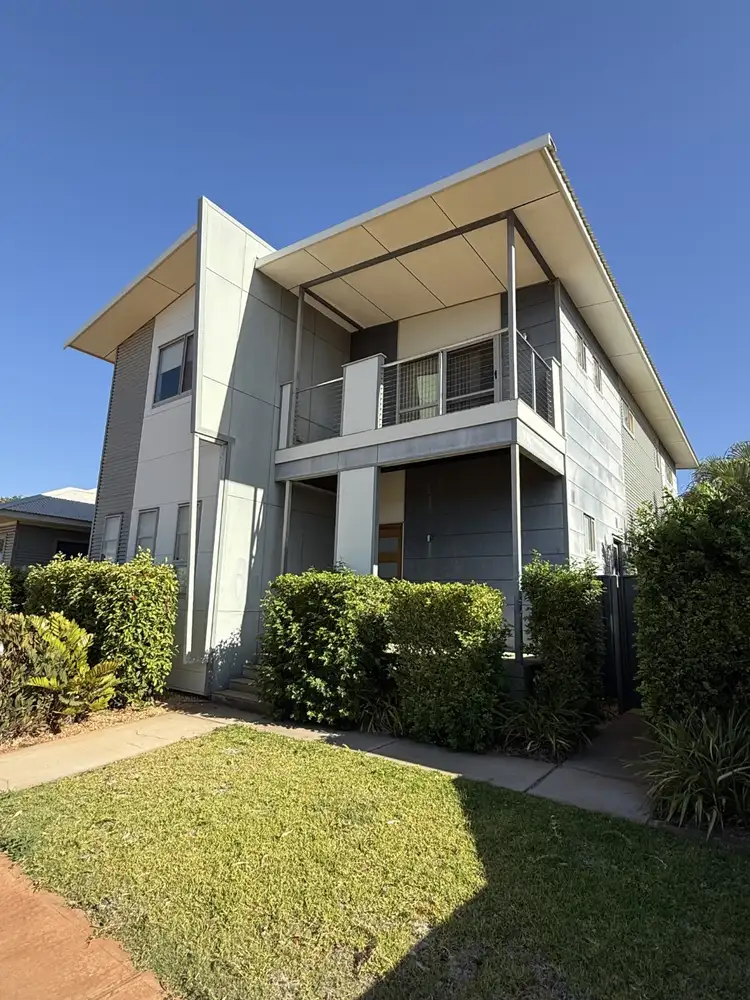 34 MarriMarri Parade