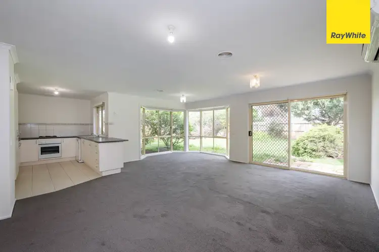 71 Dunvegan Drive, Kurunjang VIC 3337