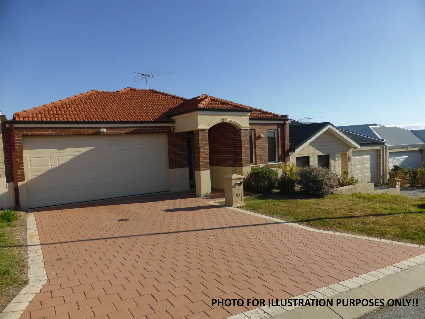 Main view of Homely house listing, 10 Magnet Close, Lake Coogee WA 6166