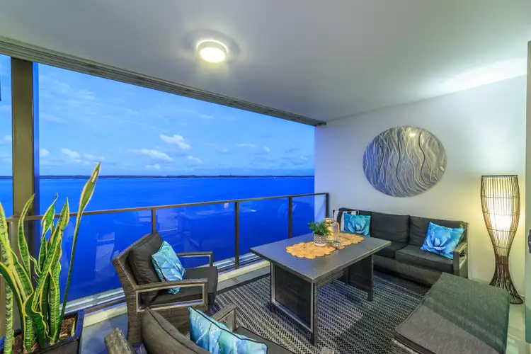 26305 Ephraim Island