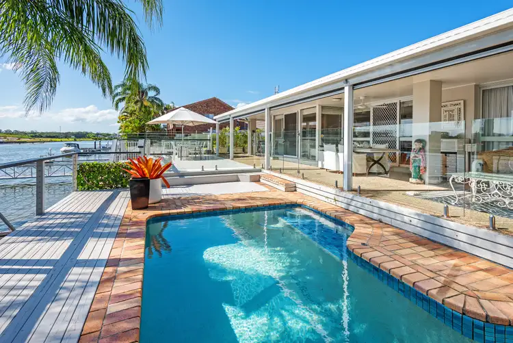 30 Longboat Place