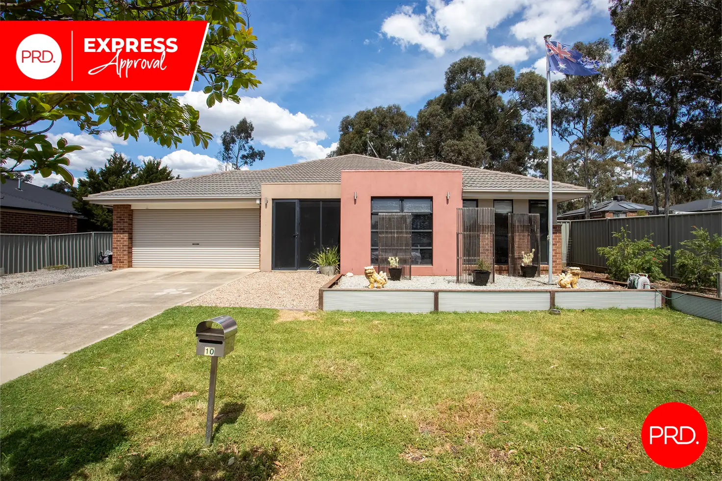 Main view of Homely house listing, 10 Symbester Crescent, Eaglehawk VIC 3556