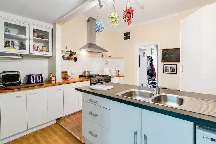 Fifth view of Homely house listing, 9 Bowen Crescent, Mildura VIC 3500