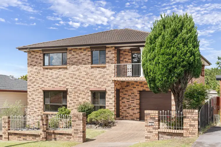 13 Fisher Street, West Wollongong NSW 2500