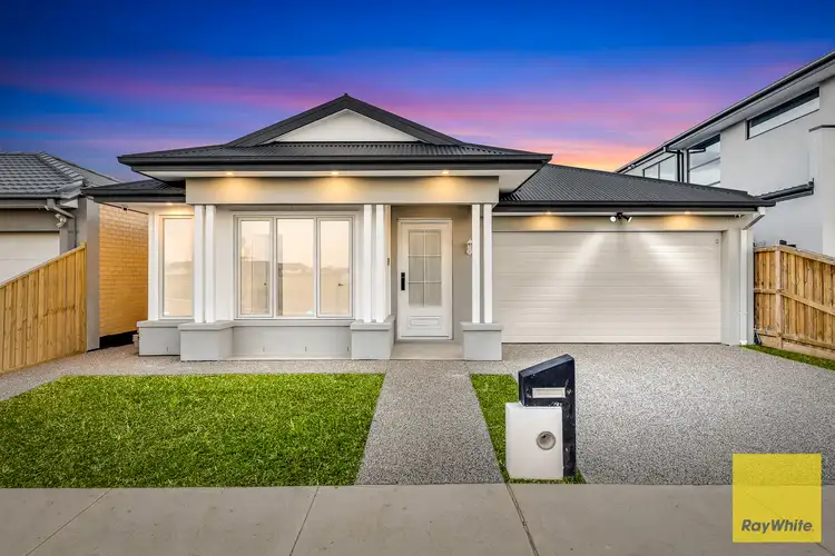 27 Tanglewood Boulevard, Truganina VIC 3029