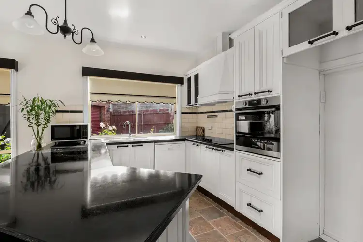 Fifth view of Homely house listing, 4 Furness Court, Berwick VIC 3806