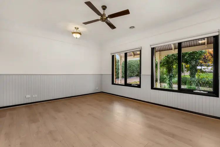 Sixth view of Homely house listing, 4 Furness Court, Berwick VIC 3806