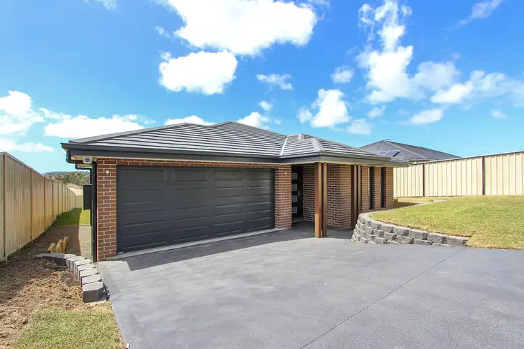 10 Burra Court