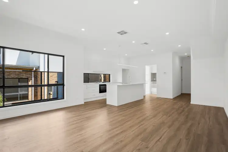 9 Saturn Crescent, Dunmore NSW 2529