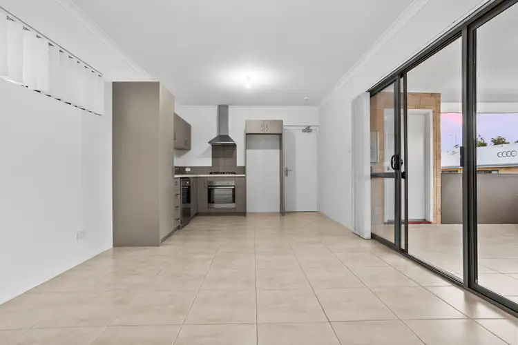 3/13 Scales Way, Spearwood WA 6163