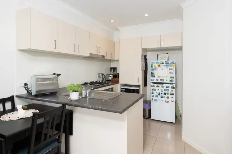 Third view of Homely house listing, 2/6 Tamarin Court, Dakabin QLD 4503