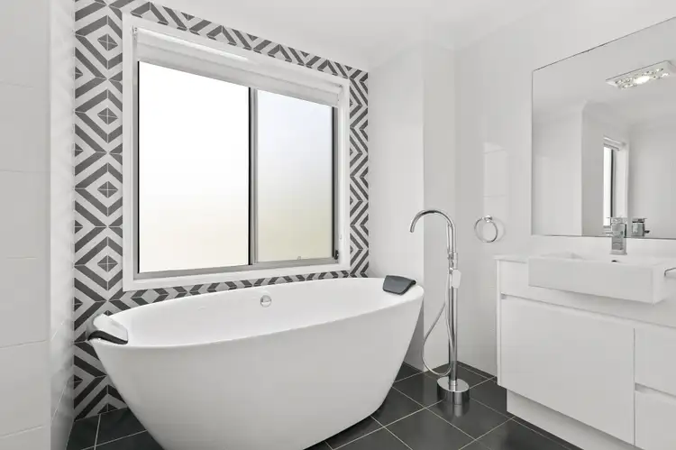 Second view of Homely house listing, 8 Scenic Place, Berkeley NSW 2506